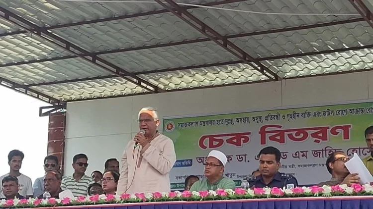 সন্তান কোথায় যাচ্ছে, কার সঙ্গে মিশছে খোঁজ রাখুন: সমাজকল্যাণ মন্ত্রী